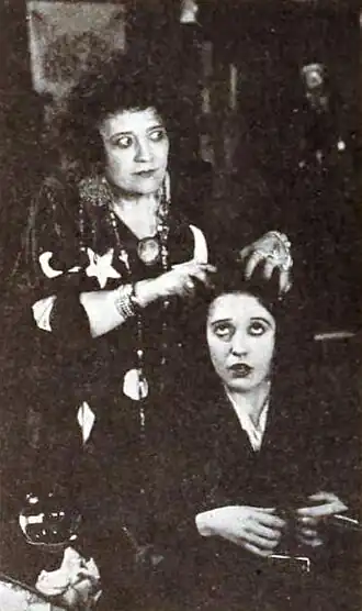 Scène uit What Happened to Rosa