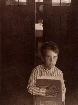 Boy witg Camera Work, Camera Work 1905