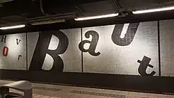 Klein deel van "(kranten)letters" door Opland (kunst 1974-1977, foto 2021)