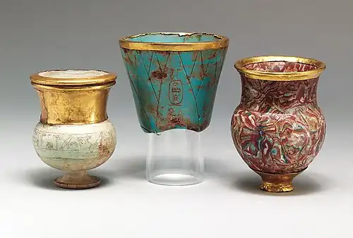 Kelken met de naam van Thoetmosis III The MET