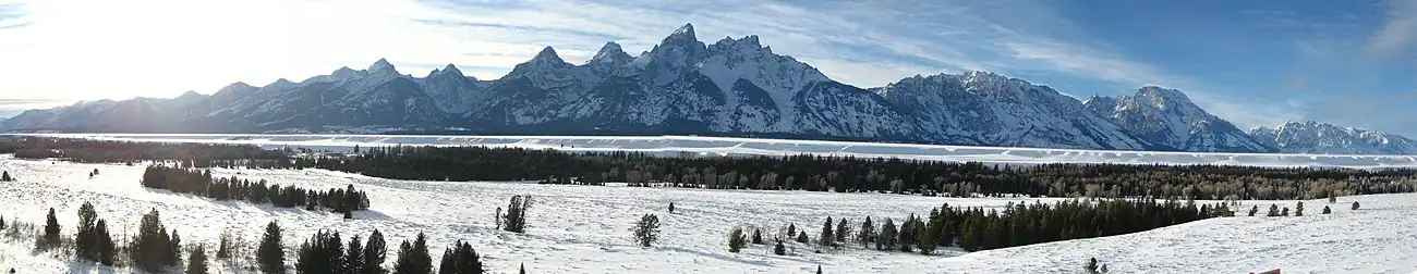 Winters panorama van Jackson Hole en de Teton Range.