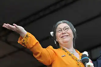 Wieteke van Dort als Tante Lien