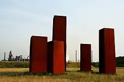 Beeldengroep Corus van Herbert Nouwens