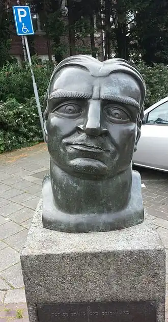 de Antifascist. (1966) Beeld van Willem Kraan