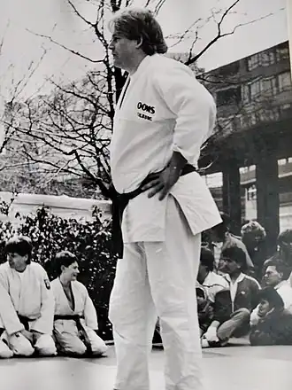 Wilhelm bij een demonstratie bij Sportinstituut Ooms, Tilburg.