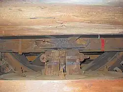 Spijlbout met scheer (boven de knuppelstrop)