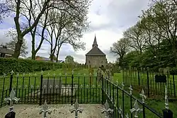 Graven op het kerkhof