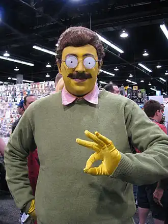 Cosplayer, uitgedost als Ned Flanders