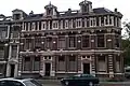 Woonblok met herenhuizen in combinatie van Eclecticisme en neorenaissance stijl