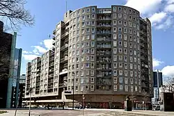 Woongebouw aan het Pompenburg