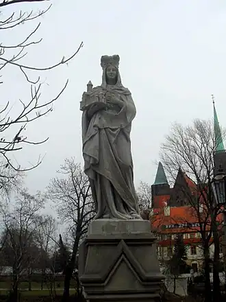 Standbeeld van Hedwig van Andechs in Breslau.