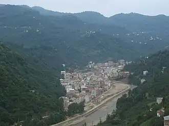 Een blik over Yağlıdere