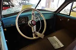 Henry J (1951), interieur