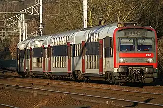 Treinstel Z 5655/56 bij Station Lardy.