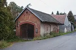 Gebouw in het dorp (2010)