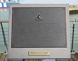 Detail Britse herdenkingsplaat