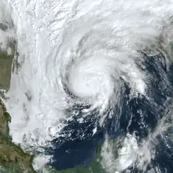 Foto of weerkaart van orkaan