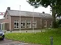 Voormalig schoolgebouw met schoolmeesterswoning