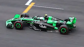 Zhou Guanyu tijdens de GP van China 2024