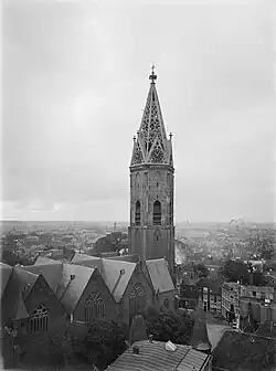 Gietijzeren torenbekroning rond 1900