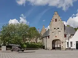 Buitenpoort, veldzij met steenmuren