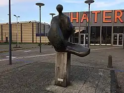 Zittende figuur, Oscar Goedhart