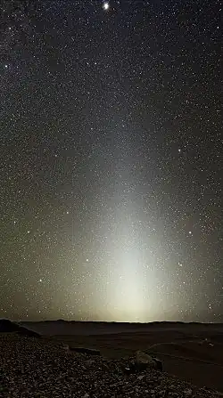 Zodiakaal licht gezien vanaf het obervatorium Paranal (Chili)