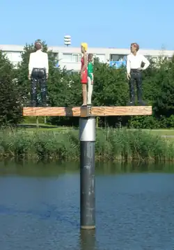 Zonder titel (1998) Muzenpark in Almere Stad-West