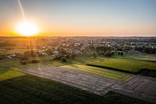 Zicht op Vlezenbeek vanuit de lucht