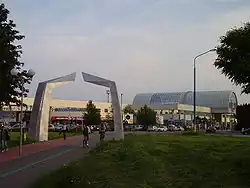 Het station; wandel- en fietspad