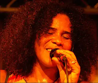 Lílian Vieira live in de New Morning (Parijs, 2007)