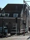 Brugwachterswoning met invloeden van art-nouveaustijl