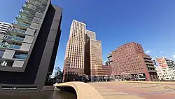 George Gershwinplein en Lex van Deldenbrug