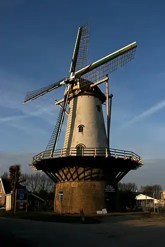 De Arend in avondlicht (2009)