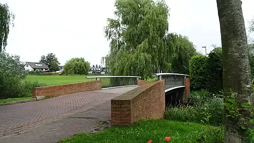 Zus Braunstraatbrug, Terbregge