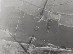 Zwaar beschadigde brug in maart 1945